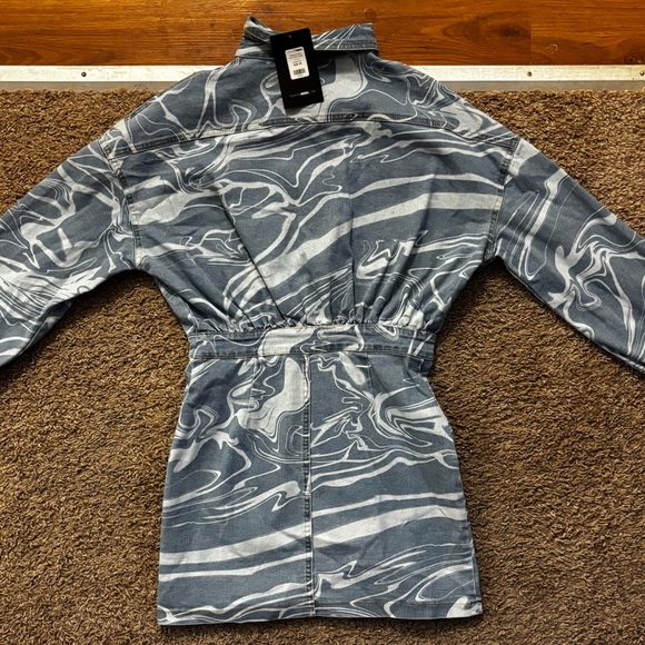 NWT Fashion Nova Dreamy Denim Looks Dress XS Full button down Pockets Brand new - Picture 12 of 16